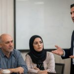 خودشیفتگی چیست؟ نشانه‌ها، علت‌ها، انواع و راه‌های درمان و مدیریتب